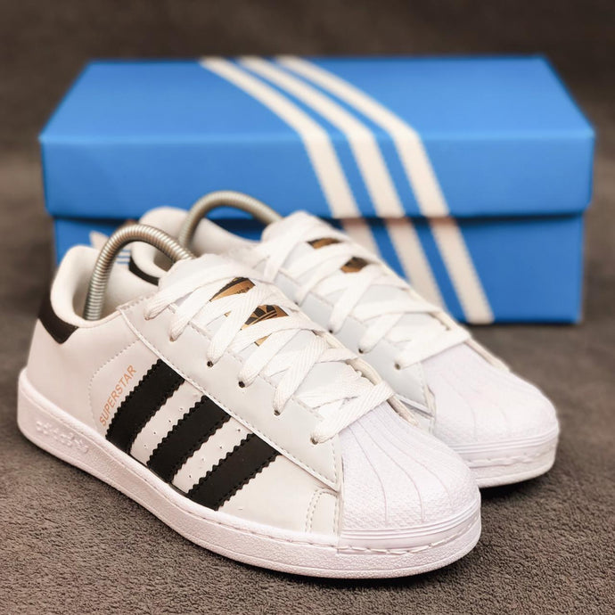 Tênis ADIDAS SUPERSTAR